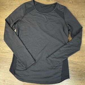Tonic Women’s Black Long Sleeve Activewear Tee, size XL